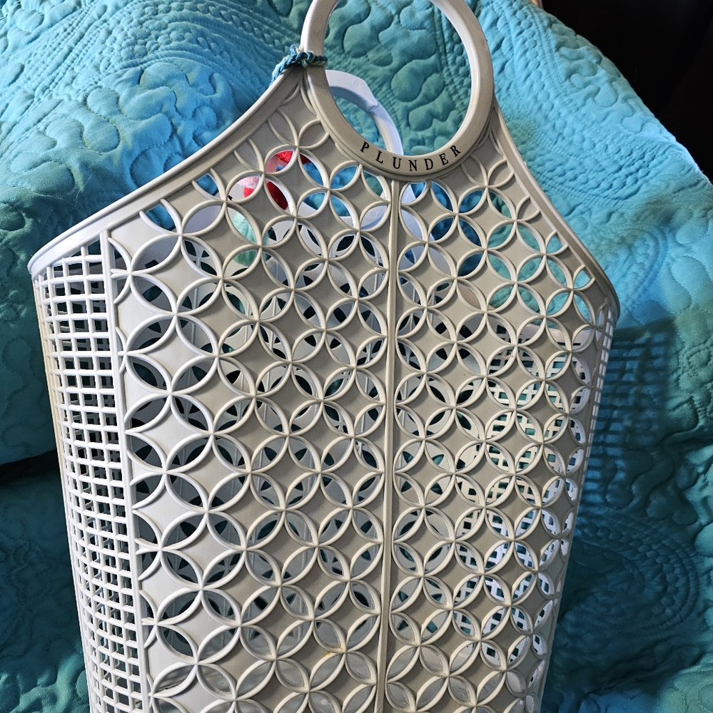 Plunder basket and cup